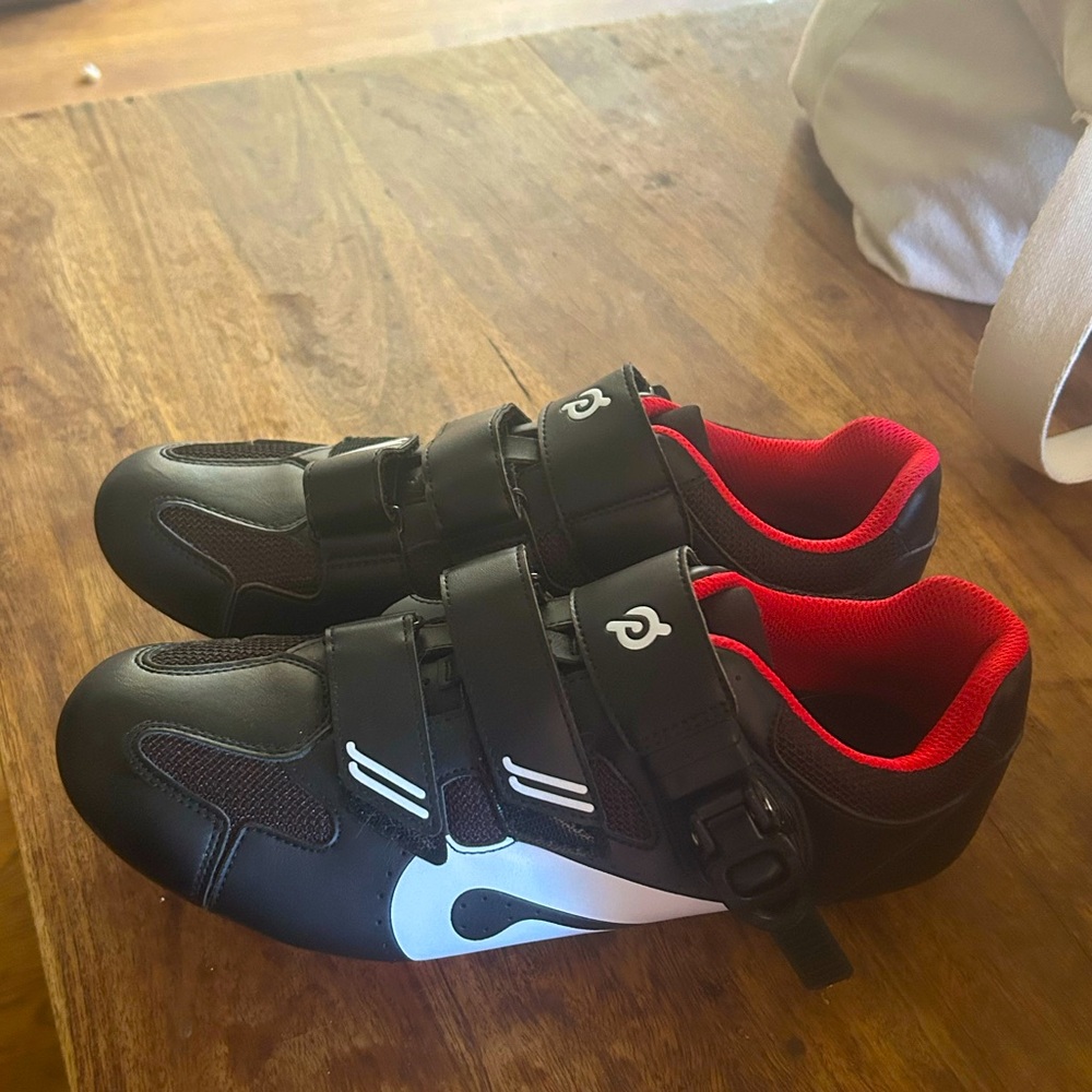 Peloton cycling shoes